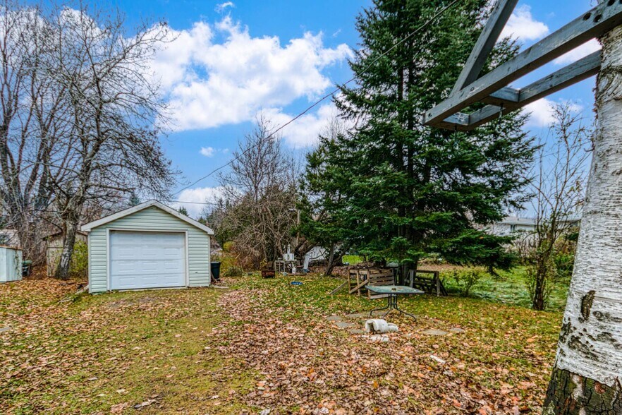 More Photos Of 358 Cartier Av, Sudbury Apartments For Sale