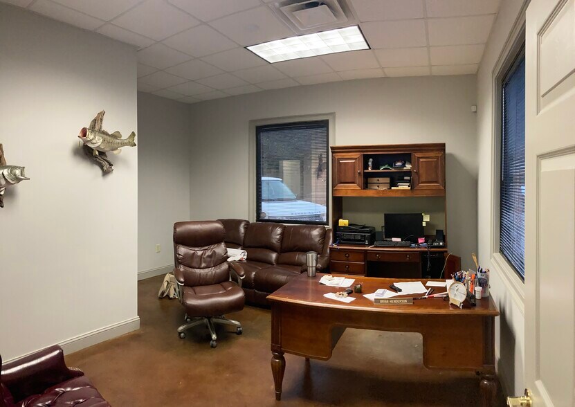 More Photos Of 470 Highway 155 S, McDonough General Retail For Sale