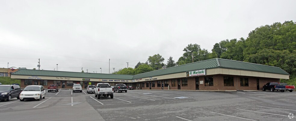 Primary Photo Of 1440-1446 N Broad St, Tazewell Unknown For Lease