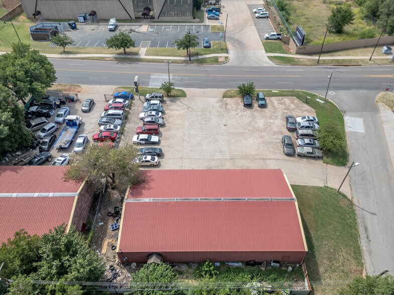 More Photos Of 2359 NW 10th St, Oklahoma City Auto Repair For Sale