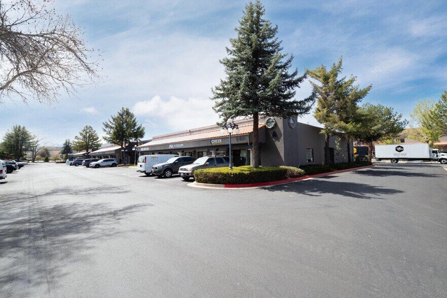 More Photos Of 5401 Longley Ln, Reno Research And Development For Lease