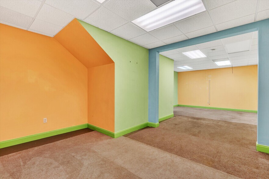 More Photos Of 180 Amt Tech Dr, Rocky Mount Medical For Sale