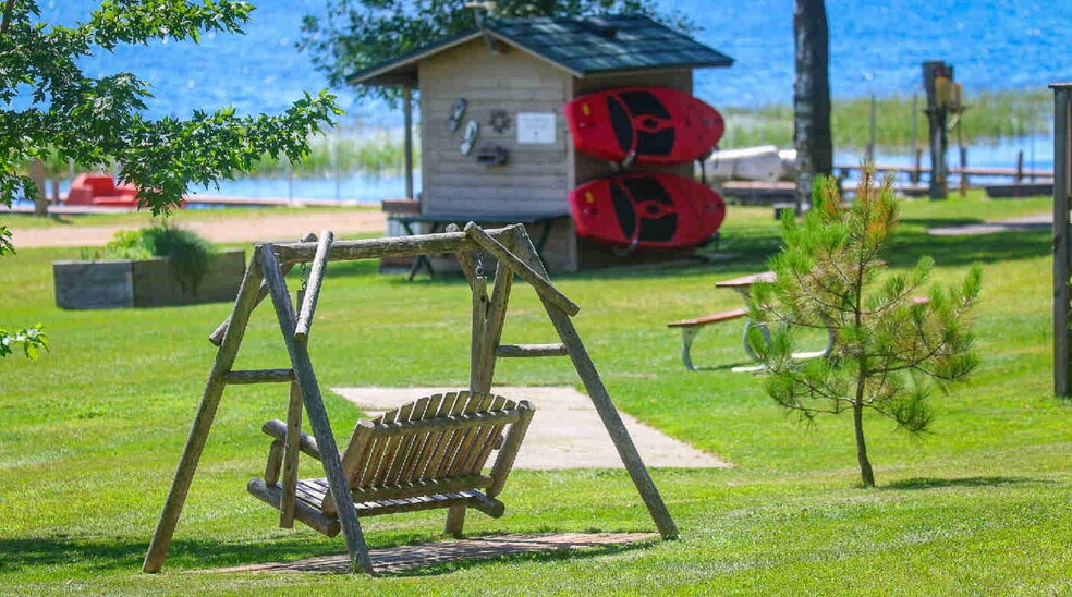 More Photos Of 19222 Echo Ridge Dr, Nevis Hotel For Sale