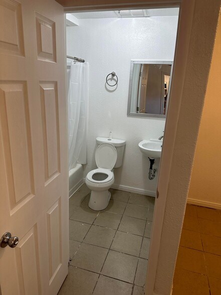 More Photos Of 26 N 4th st, Mc Gill Apartments For Sale