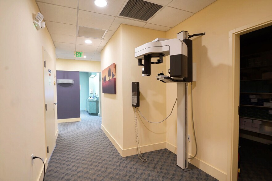 More Photos Of 650 W Boynton Beach Blvd, Boynton Beach Medical For Sale