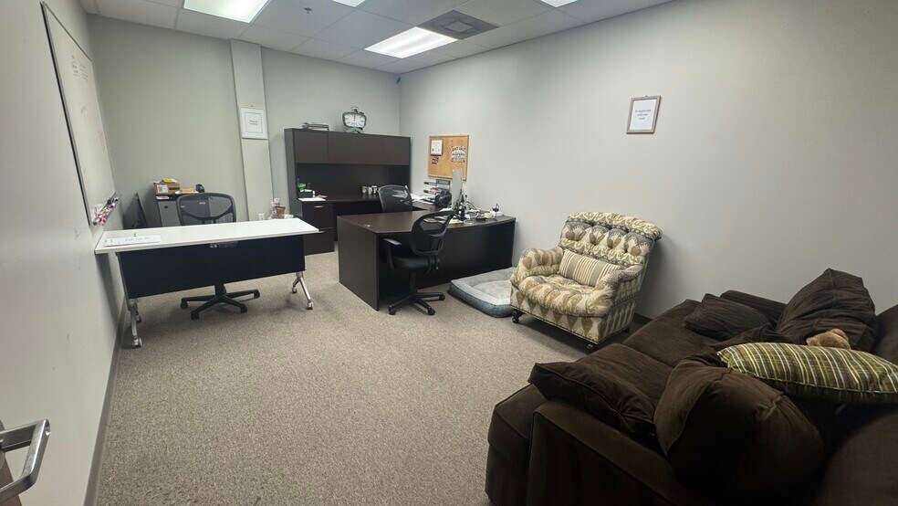 More Photos Of Unit 420, Oldsmar Light Distribution For Sale