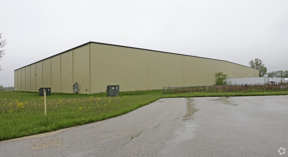 More Photos Of 2039 Cr-w Hwy, Grafton Warehouse For Sale