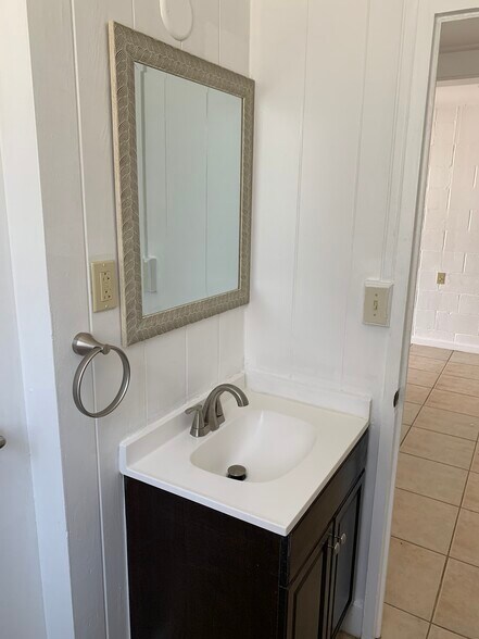 More Photos Of 2128 Date St, Honolulu Apartments For Sale