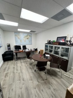 More Photos Of 8205-8225 NW 30th Ter, Doral Warehouse For Sale