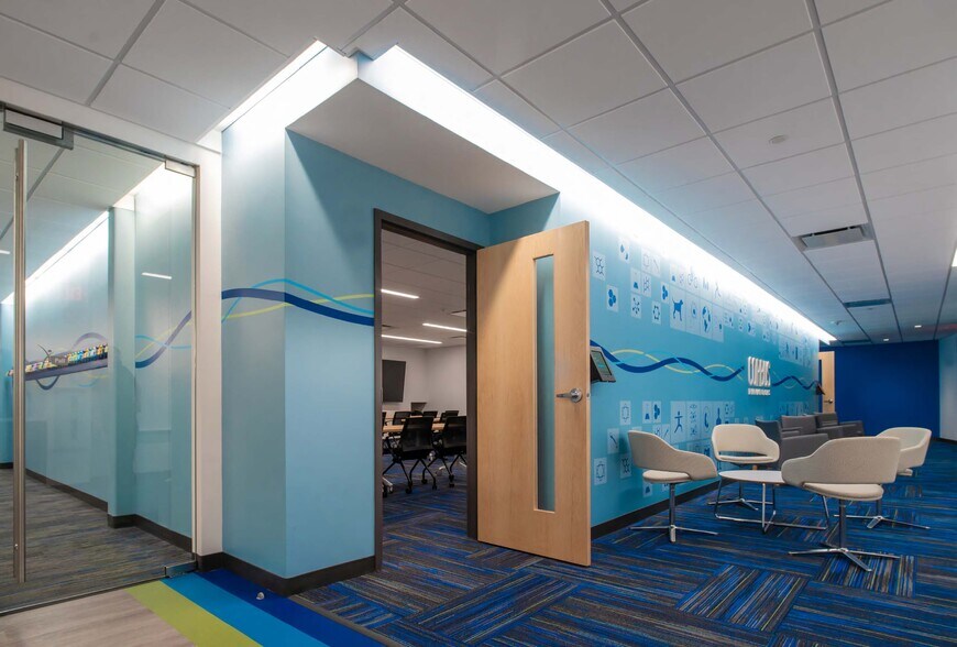 More Photos Of 500 River Ridge Dr, Norwood Office For Lease