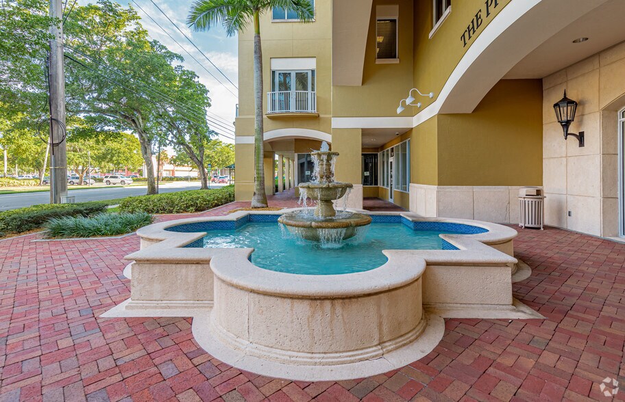 More Photos Of 15100 NW 67th Ave, Miami Lakes Office For Lease