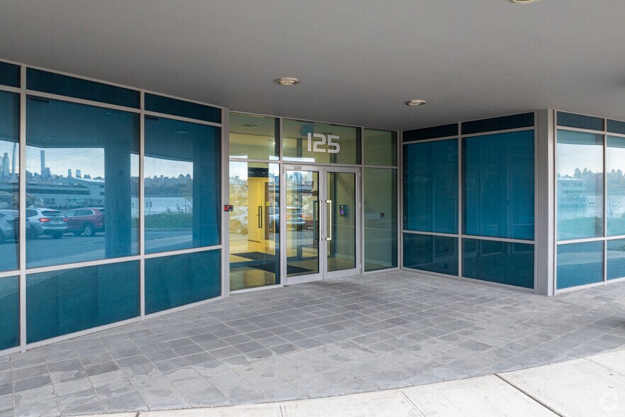 More Photos Of 6451 City Pl, Edgewater Coworking Space