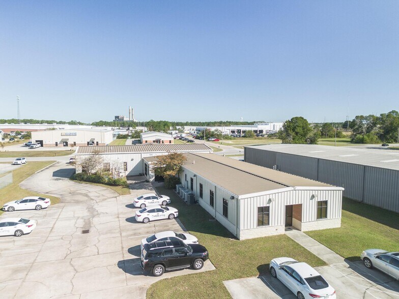 More Photos Of 10281 Corporate Dr, Gulfport Office For Sale