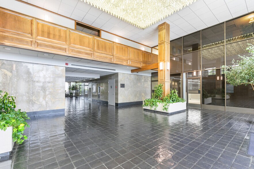 More Photos Of 5726 Marlin Rd, Chattanooga Office For Lease