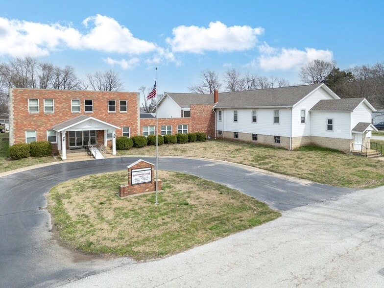 Primary Photo Of 8861 Botanical Ave, Caseyville Specialty For Sale