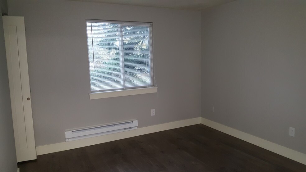 More Photos Of 13410 SE Powell Blvd, Portland Apartments For Sale