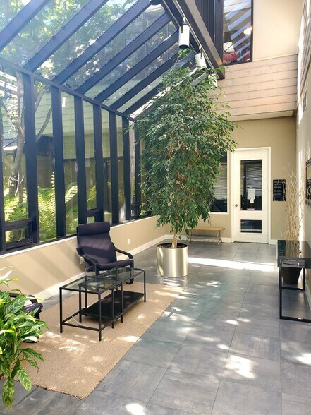 More Photos Of 300 Tamal Plz, Corte Madera Office Residential For Lease