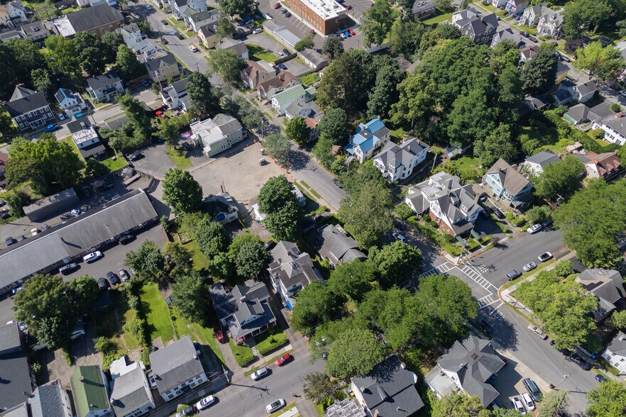 More Photos Of 58 Saint James St, Kingston Apartments For Sale