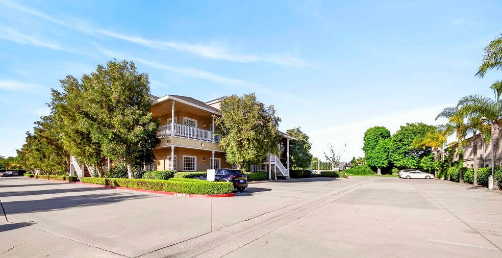 More Photos Of 408 S Beach Blvd, Anaheim Medical For Sale