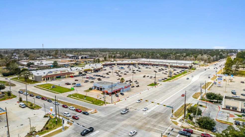 More Photos Of 5300-5366 E FM 1960 Rd, Humble Storefront For Sale