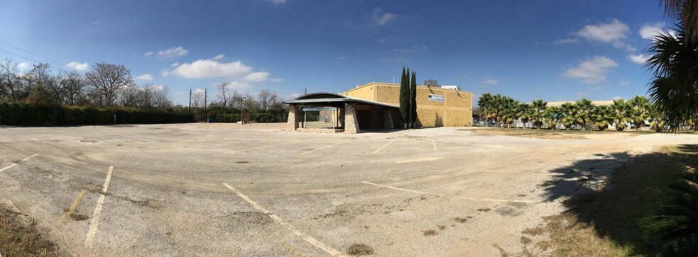 More Photos Of 8110 Springdale Rd, Austin Restaurant For Sale