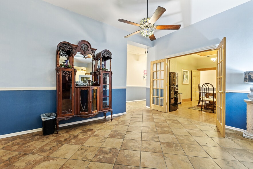 More Photos Of 603 N River St, Hot Springs Hotel For Sale