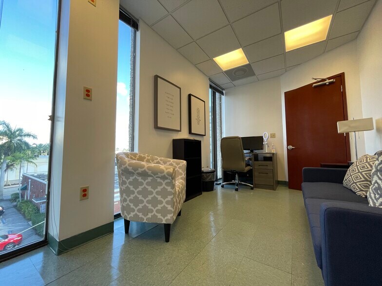 More Photos Of 2550 S Douglas Rd, Coral Gables Medical For Lease