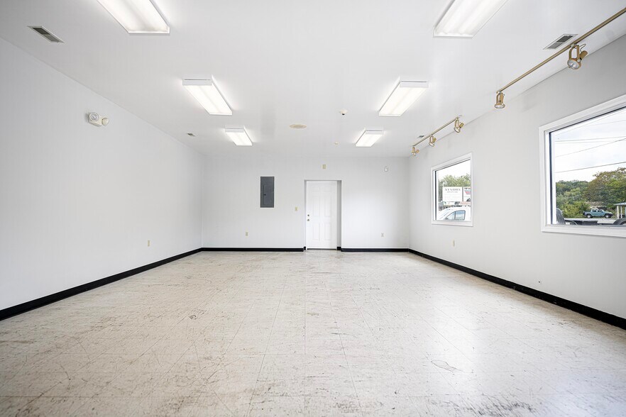 More Photos Of 2800 Belair Rd, Fallston Freestanding For Sale