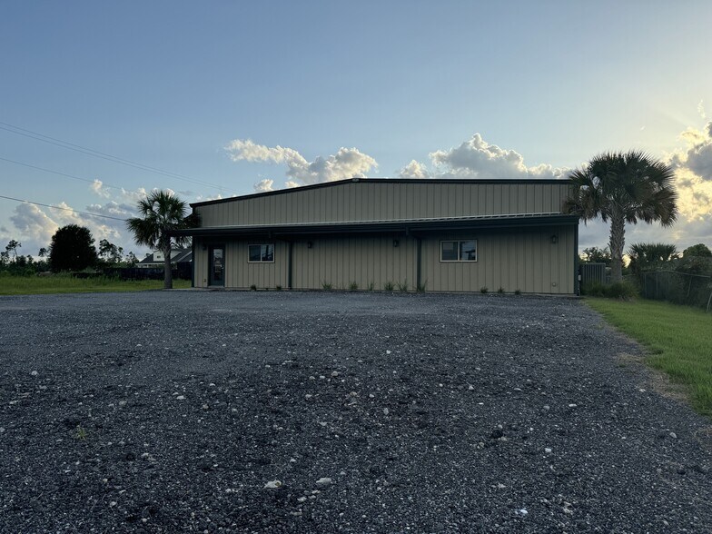More Photos Of 2325 Transmitter Rd, Panama City Warehouse For Sale