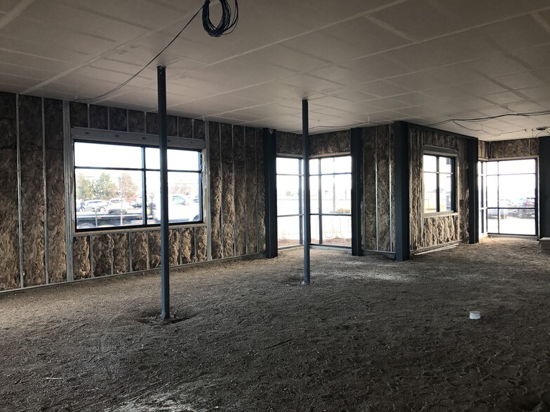 More Photos Of 1349 Water Valley Pky, Windsor Office For Lease