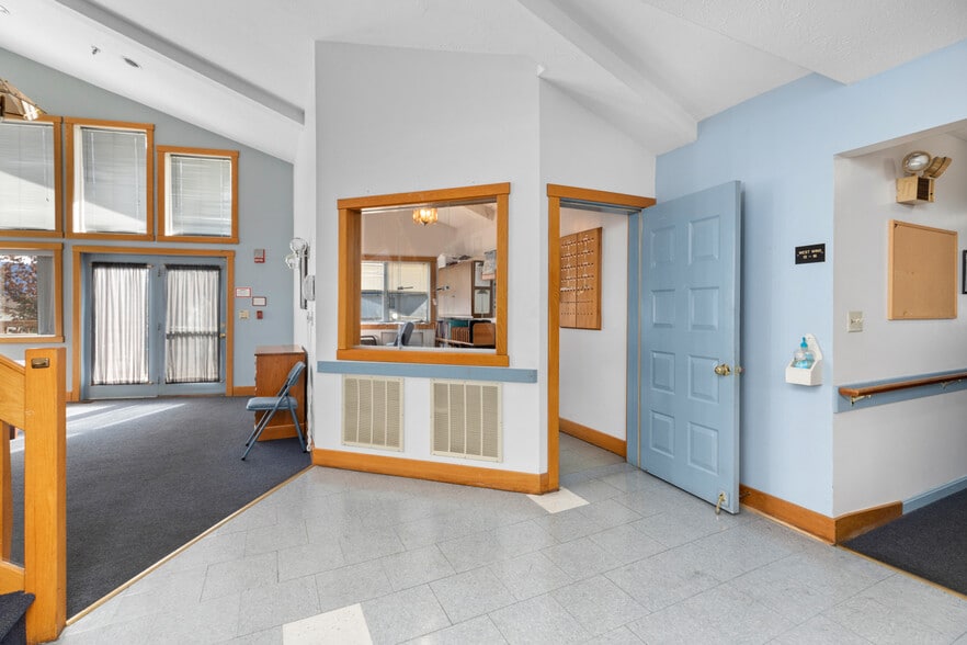 More Photos Of 218 Mill Rd, Woodstock Congregate Senior Housing For Sale