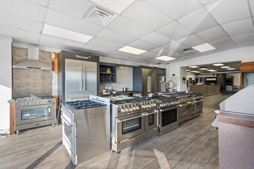 More Photos Of 4614 Randwick Dr, Houston Land For Sale