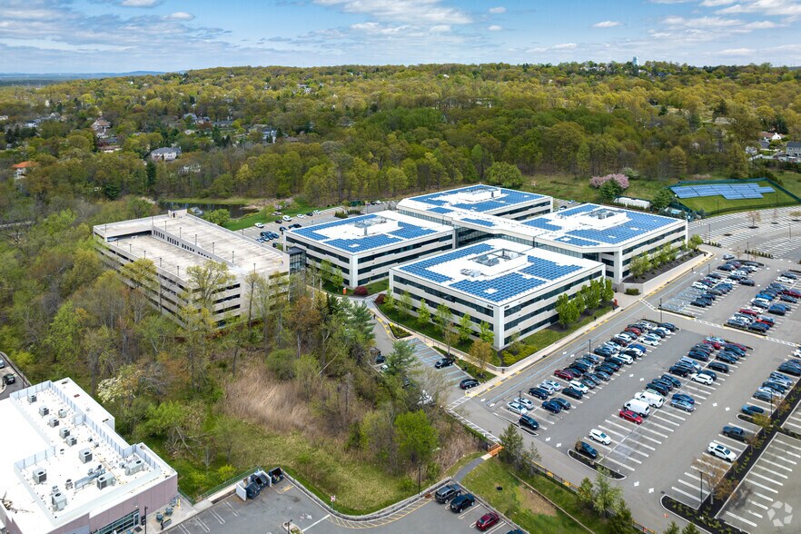 More Photos Of 290 W Mount Pleasant Ave, Livingston Coworking Space