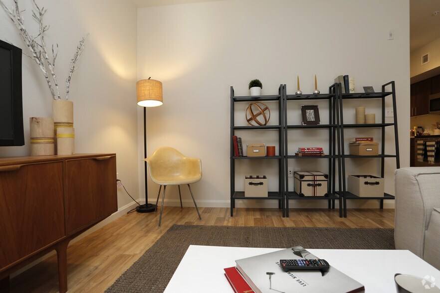 More Photos Of 2240-2250 NW Lovejoy St, Portland Apartments For Lease