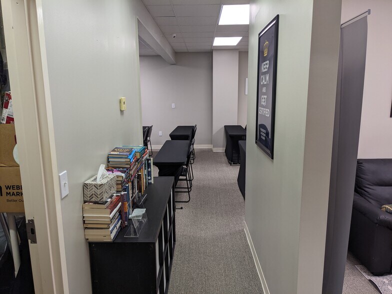 More Photos Of 249 Williamson Rd, Mooresville Medical For Lease