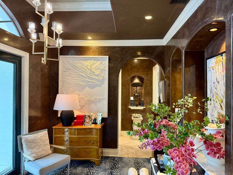 More Photos Of 15417 N Florida Ave, Tampa Medical For Lease