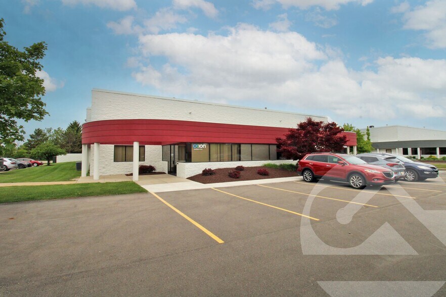 Primary Photo Of 46987-46989 Liberty Dr, Wixom Warehouse For Lease