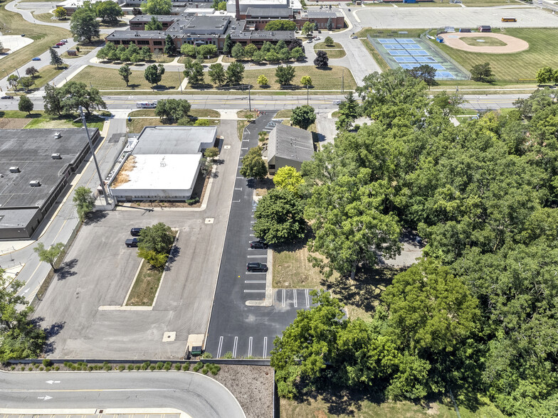 More Photos Of 24724 Lahser Rd, Southfield Office For Sale