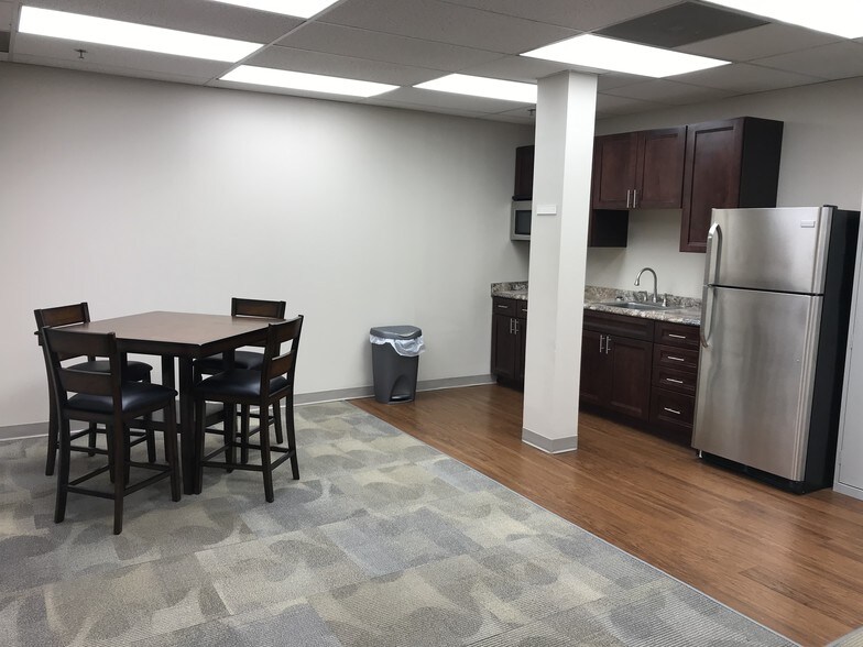 More Photos Of 9668 Madison Blvd, Madison Office For Lease