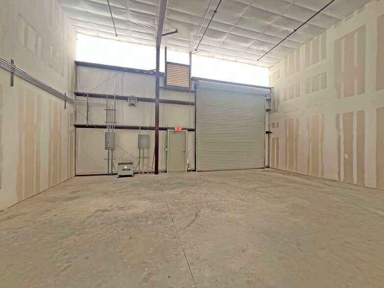 More Photos Of 26077 Nelson Way, Katy Light Distribution For Sale