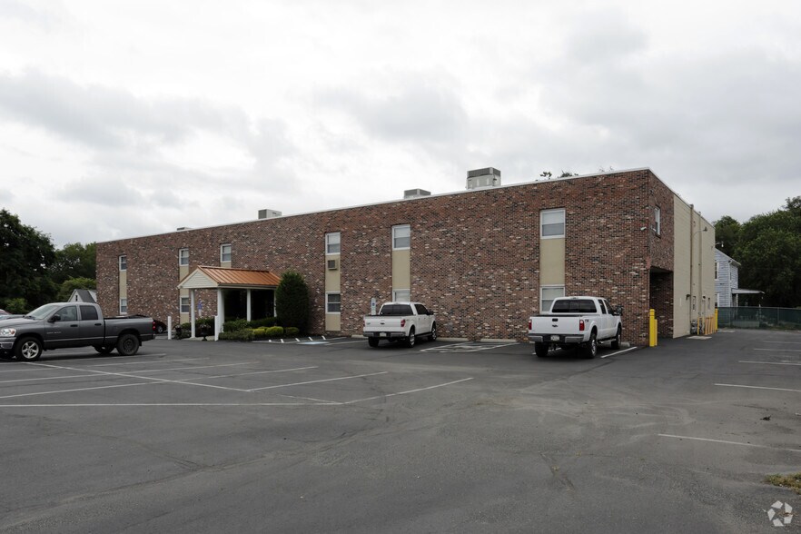 More Photos Of 1380 S Pennsylvania Ave, Morrisville Manufacturing For Lease