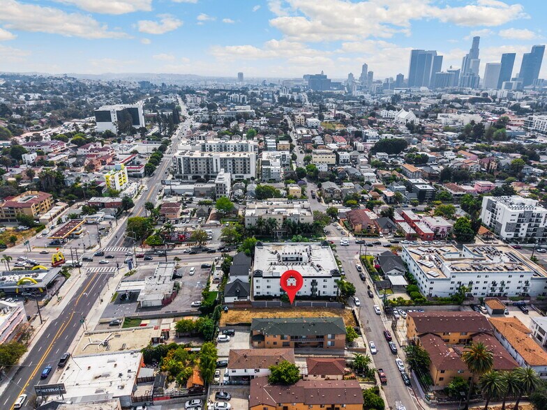 More Photos Of 2113 W Court St, Los Angeles Land For Sale