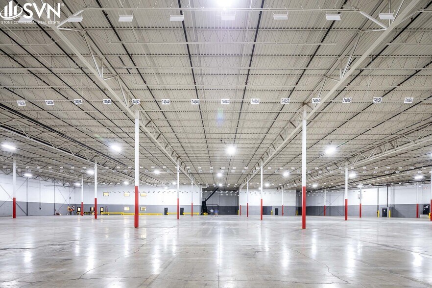 More Photos Of 440 Greendale Rd, Lexington Warehouse For Lease