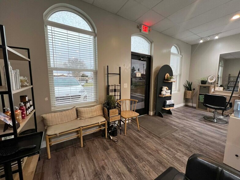 More Photos Of 1990 N 2000 W, Farr West Light Distribution For Lease