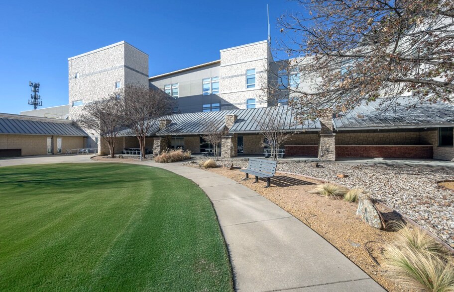 More Photos Of 4401 Coit Rd, Frisco Unknown For Lease