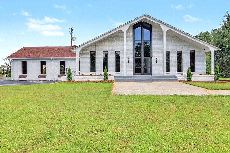 Primary Photo Of 3268 Rex Rd, Rex Religious Facility For Sale