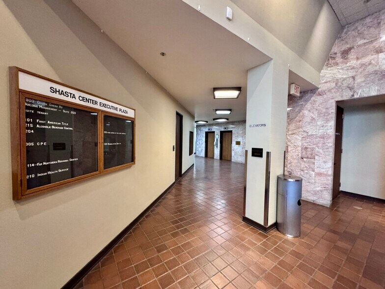 More Photos Of 1900 Churn Creek Rd, Redding Office For Lease