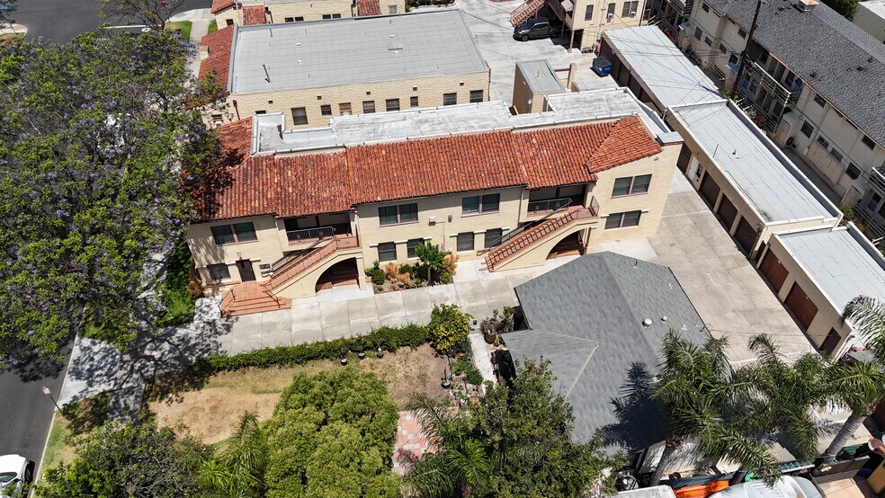 More Photos Of 921 N Lacy St, Santa Ana Apartments For Sale