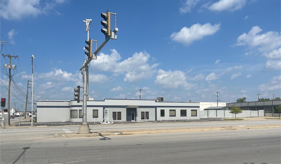 Primary Photo Of 1200 Burlington St, North Kansas City Warehouse For Sale