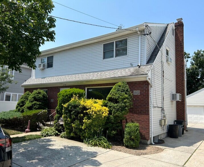 Primary Photo Of 2138 Wantagh Ave, Wantagh Office For Lease